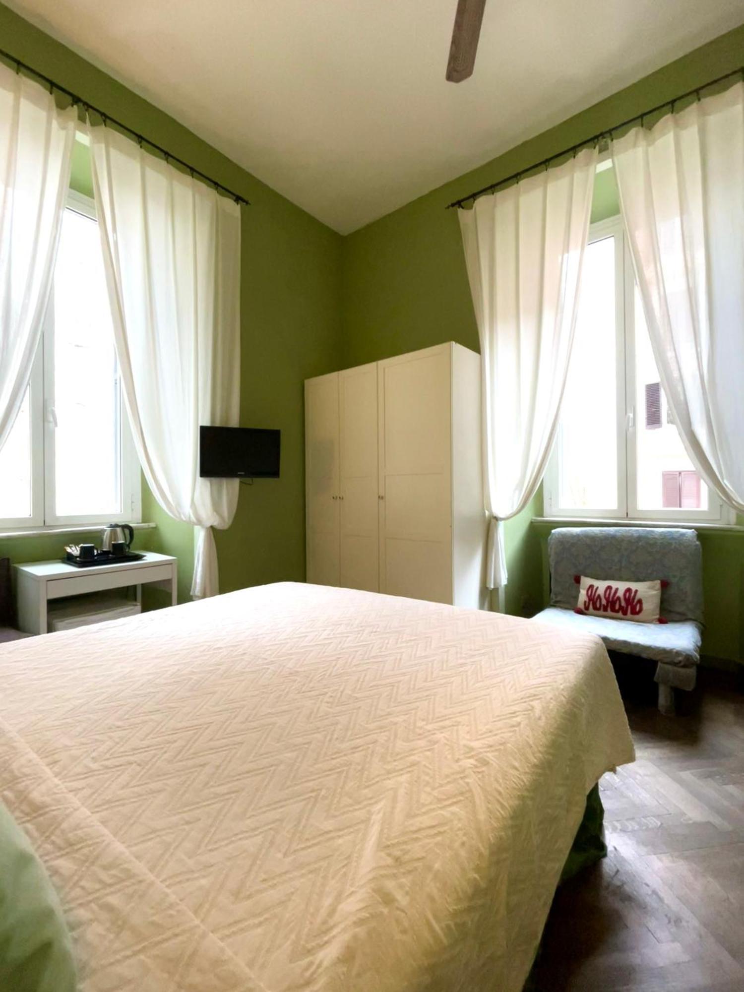 Guest House Meret ローマ エクステリア 写真